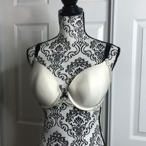 Victoria’s Secret Dream Angels Perfect Coverage 36D Black Lace White Gems